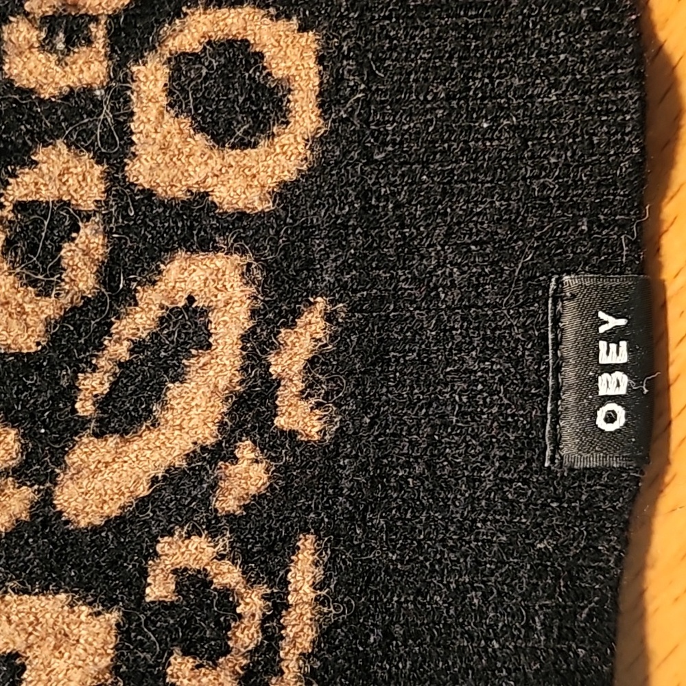 Obey Brown n Black Animal Print Sweater Women's Size Small - Picture 5 of 6